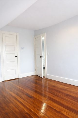 299 State Street 3, Bristol, RI 02809