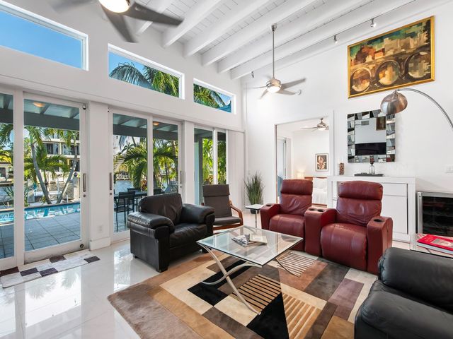 1612 SE 13, Fort Lauderdale, FL 33316