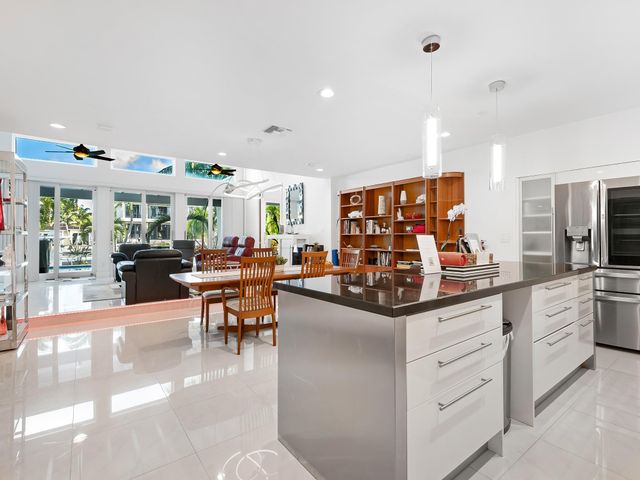 1612 SE 13, Fort Lauderdale, FL 33316