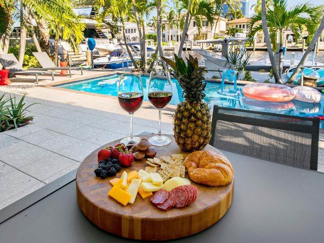 1612 SE 13, Fort Lauderdale, FL 33316