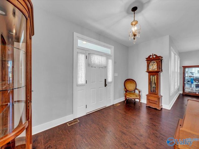 18242 Menefee Road, Athens, AL 35613