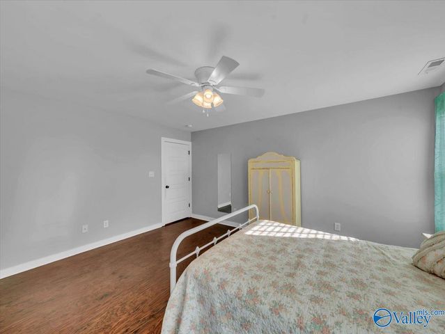 18242 Menefee Road, Athens, AL 35613