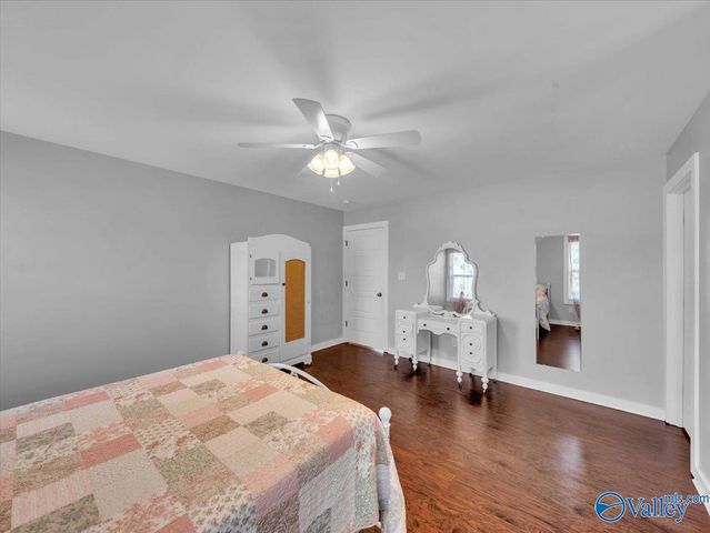 18242 Menefee Road, Athens, AL 35613