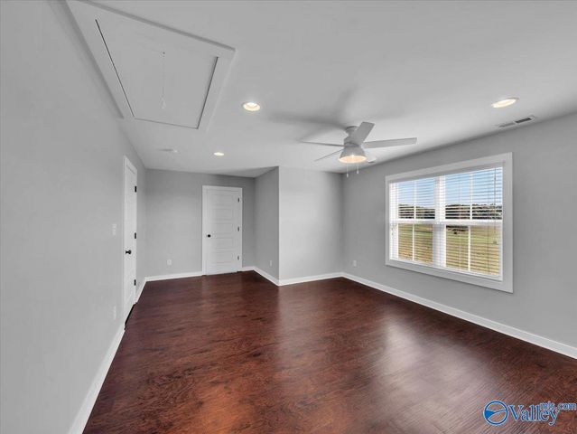 18242 Menefee Road, Athens, AL 35613