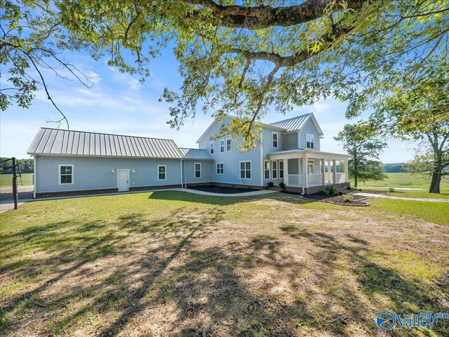 18242 Menefee Road, Athens, AL 35613
