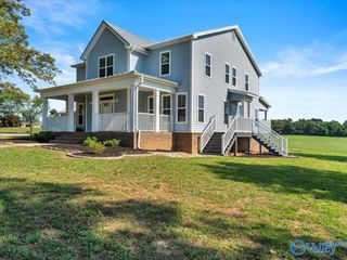 18242 Menefee Road, Athens, AL 35613