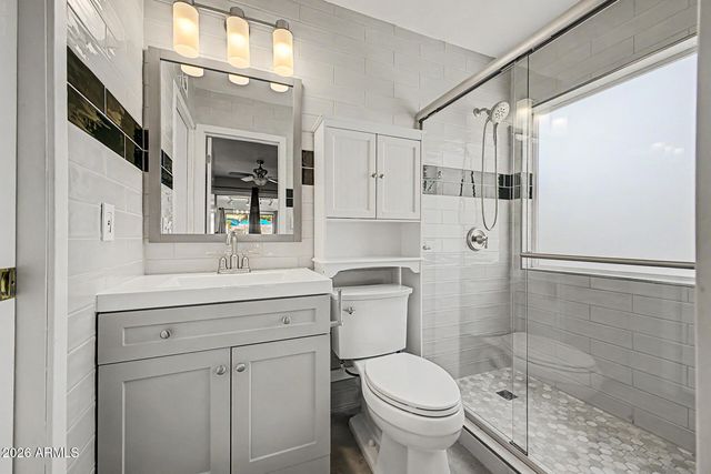 1510 E TARO Lane, Phoenix, AZ 85024