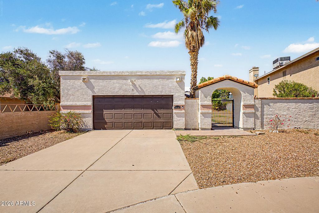 1510 E TARO Lane, Phoenix, AZ 85024
