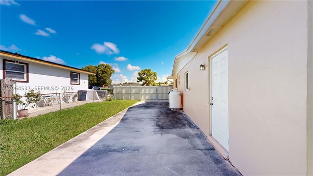 15122 SW 297th Ter, Homestead, FL 33033