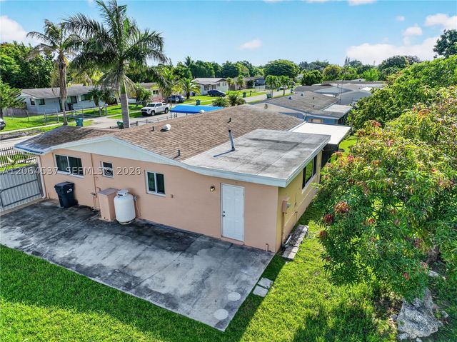 15122 SW 297th Ter, Homestead, FL 33033