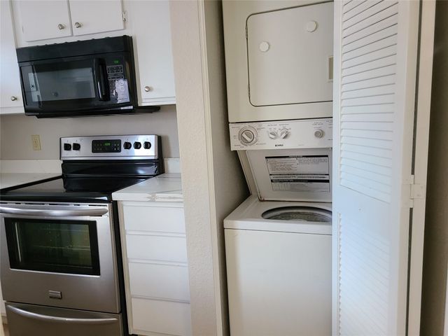 2626 North Boulevard 18, Houston, TX 77098