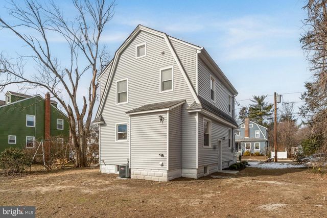 2 MCPHELIN AVE, Cherry Hill, NJ 08034