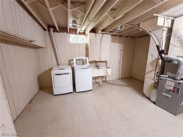 33170 Ledge Hill Drive, Solon, OH 44139