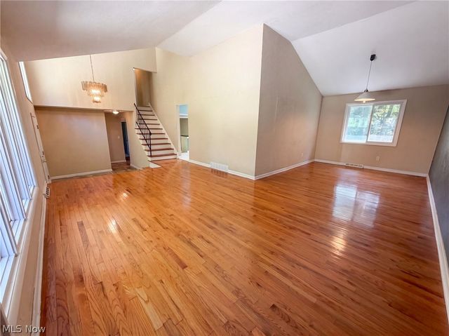 33170 Ledge Hill Drive, Solon, OH 44139