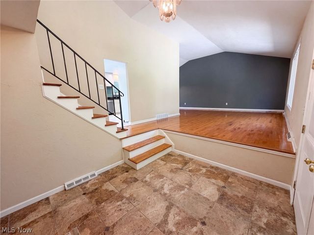 33170 Ledge Hill Drive, Solon, OH 44139