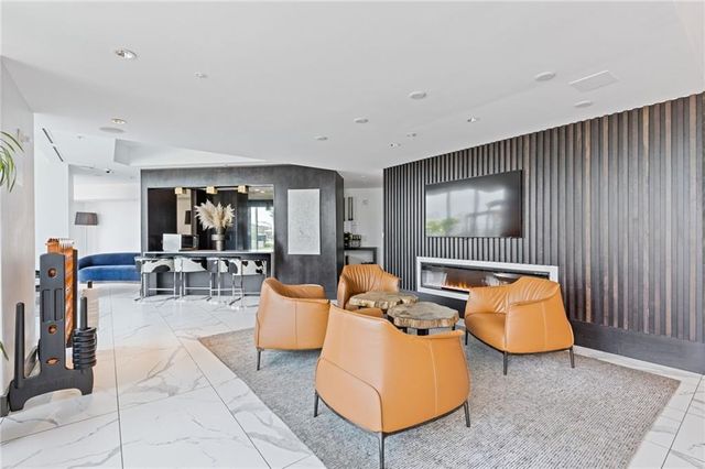 400 W Peachtree Street NW 1712, Atlanta, GA 30308