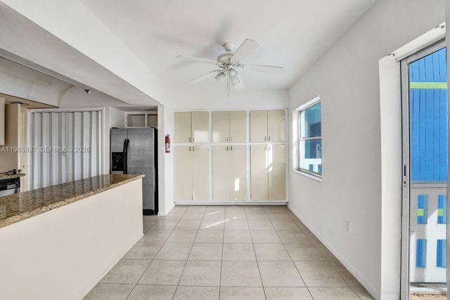 4001 Hillcrest Dr 602-4 602-4, Hollywood, FL 33021