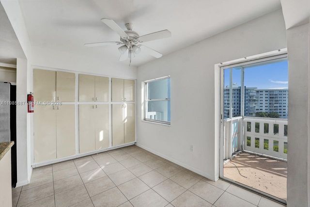 4001 Hillcrest Dr 602-4 602-4, Hollywood, FL 33021