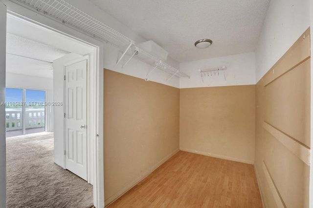 4001 Hillcrest Dr 602-4 602-4, Hollywood, FL 33021