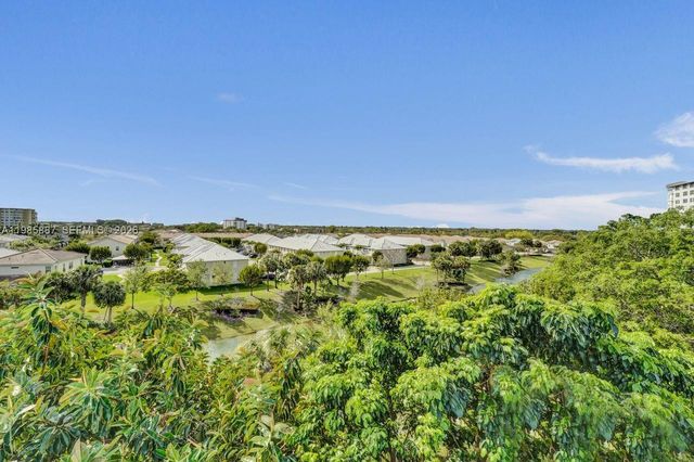 4001 Hillcrest Dr 602-4 602-4, Hollywood, FL 33021