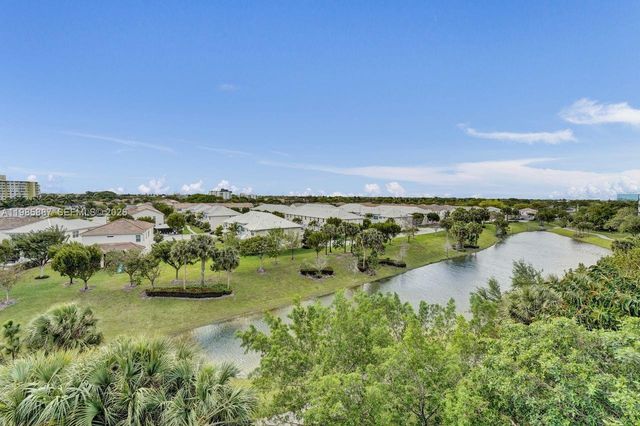 4001 Hillcrest Dr 602-4 602-4, Hollywood, FL 33021