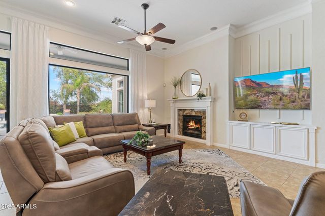 4262 E MEADOWVIEW Drive, Gilbert, AZ 85298