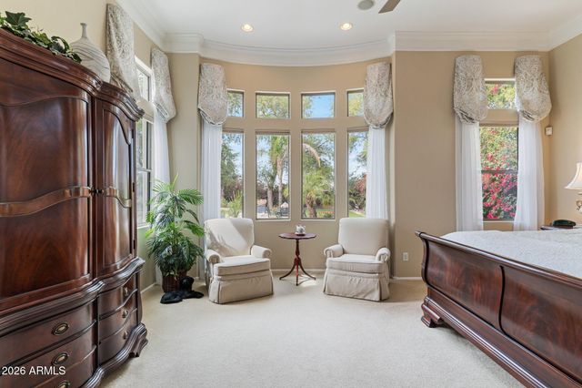 4262 E MEADOWVIEW Drive, Gilbert, AZ 85298