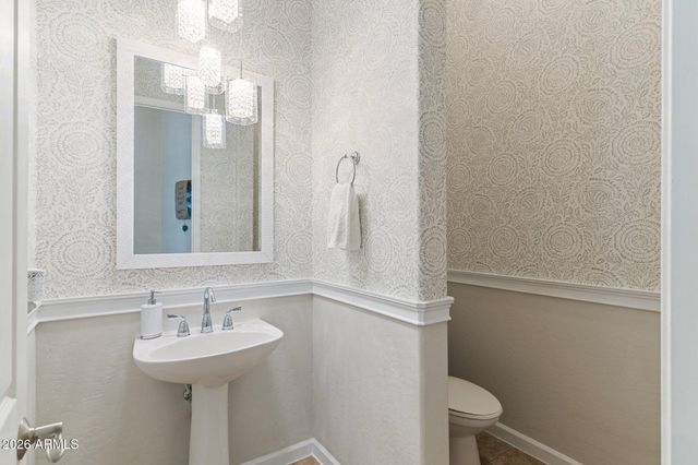 4262 E MEADOWVIEW Drive, Gilbert, AZ 85298