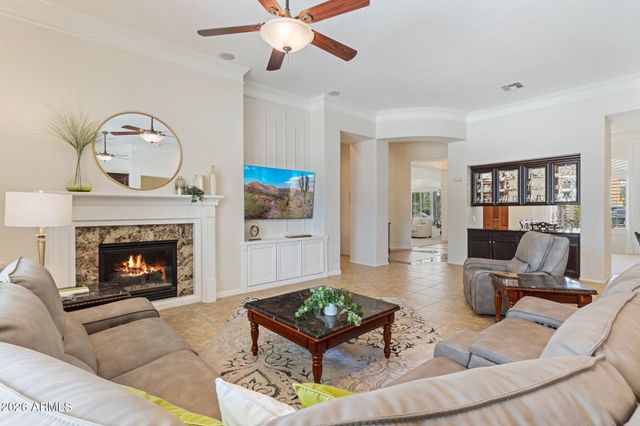 4262 E MEADOWVIEW Drive, Gilbert, AZ 85298