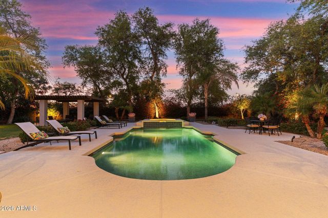 4262 E MEADOWVIEW Drive, Gilbert, AZ 85298