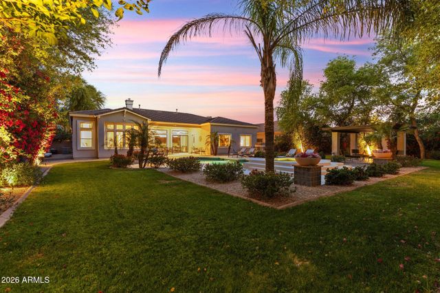 4262 E MEADOWVIEW Drive, Gilbert, AZ 85298