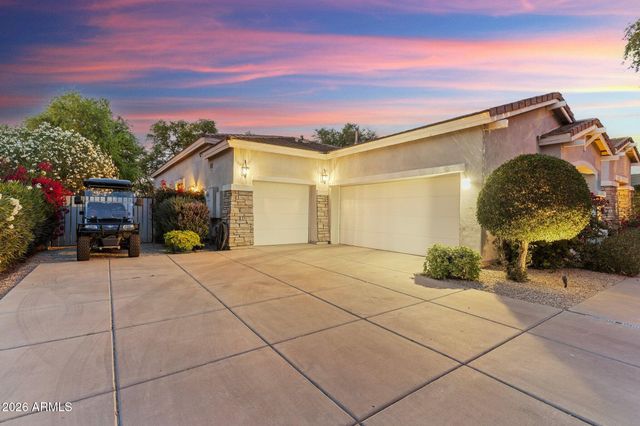 4262 E MEADOWVIEW Drive, Gilbert, AZ 85298