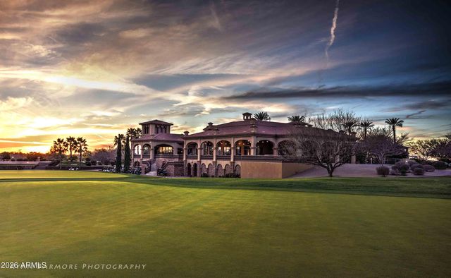 4262 E MEADOWVIEW Drive, Gilbert, AZ 85298