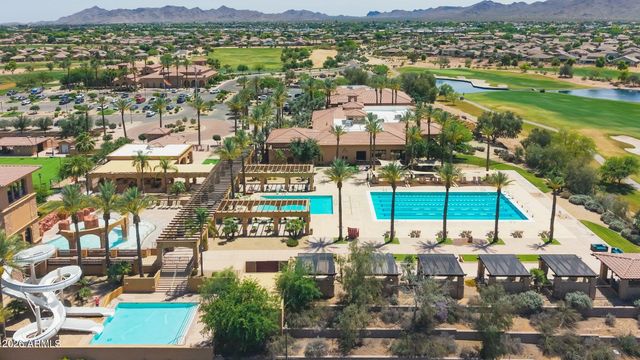 4262 E MEADOWVIEW Drive, Gilbert, AZ 85298