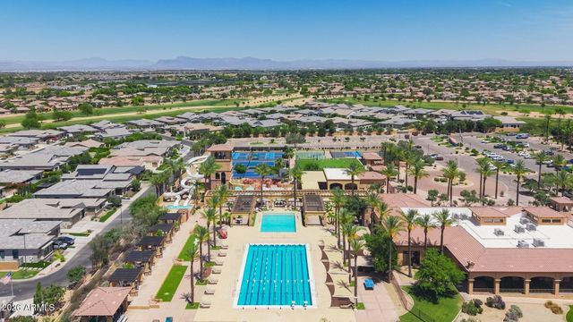 4262 E MEADOWVIEW Drive, Gilbert, AZ 85298