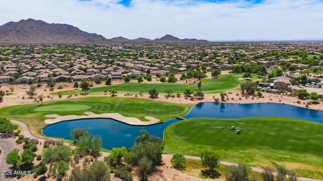 4262 E MEADOWVIEW Drive, Gilbert, AZ 85298