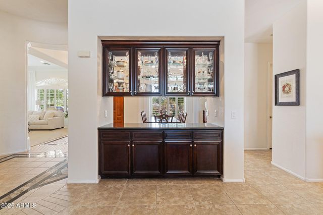 4262 E MEADOWVIEW Drive, Gilbert, AZ 85298