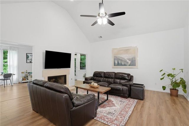 5730 Paces Place, Suwanee, GA 30024