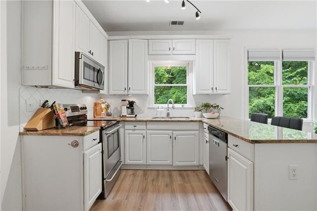 5730 Paces Place, Suwanee, GA 30024