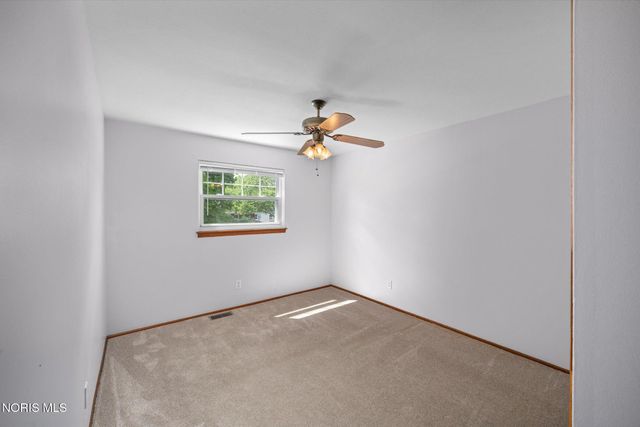 333 Danesmoor Road, Holland, OH 43528