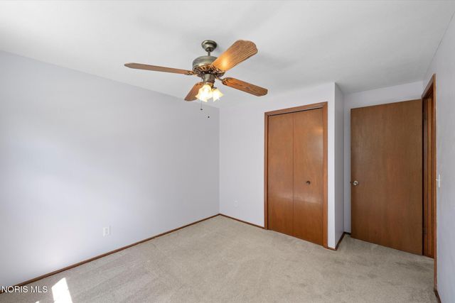 333 Danesmoor Road, Holland, OH 43528