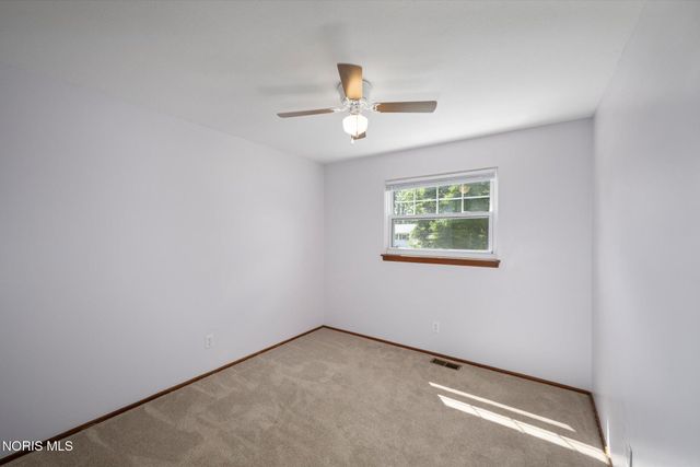 333 Danesmoor Road, Holland, OH 43528