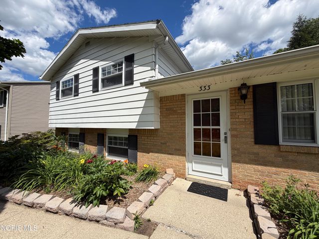 333 Danesmoor Road, Holland, OH 43528