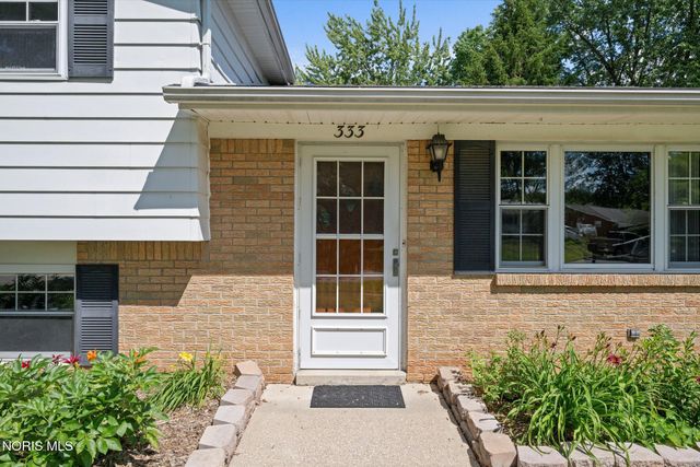 333 Danesmoor Road, Holland, OH 43528