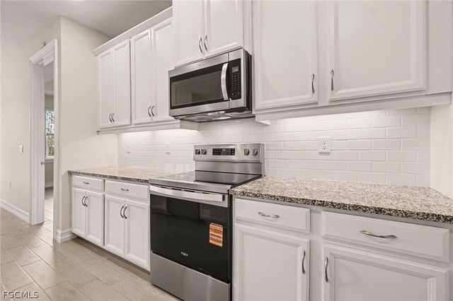 3939 Crosswater DR, North Fort Myers, FL 33917