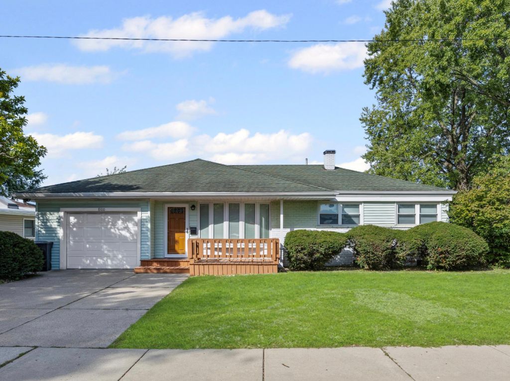 8100 S Kilpatrick Avenue, Chicago, IL 60652