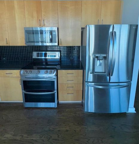 250 Pharr NE NE Roads 1801, Atlanta, GA 30305