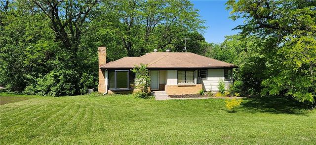 7210 Hullwood Avenue, Kansas City, MO 64133
