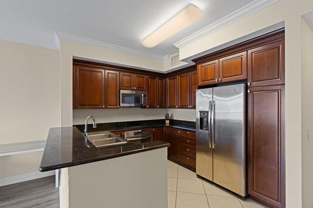1660 Renaissance Commons Boulevard 2629, Boynton Beach, FL 33426