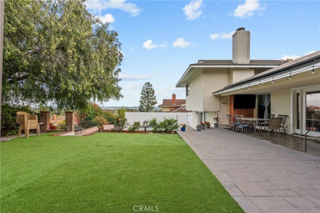 9558 Swinton, North Hills, CA 91343